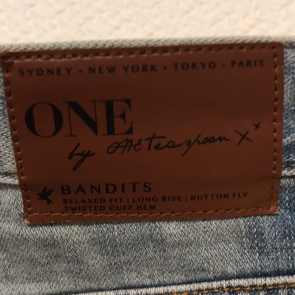 One Teaspoon bandit shorts - Picture 4 of 5